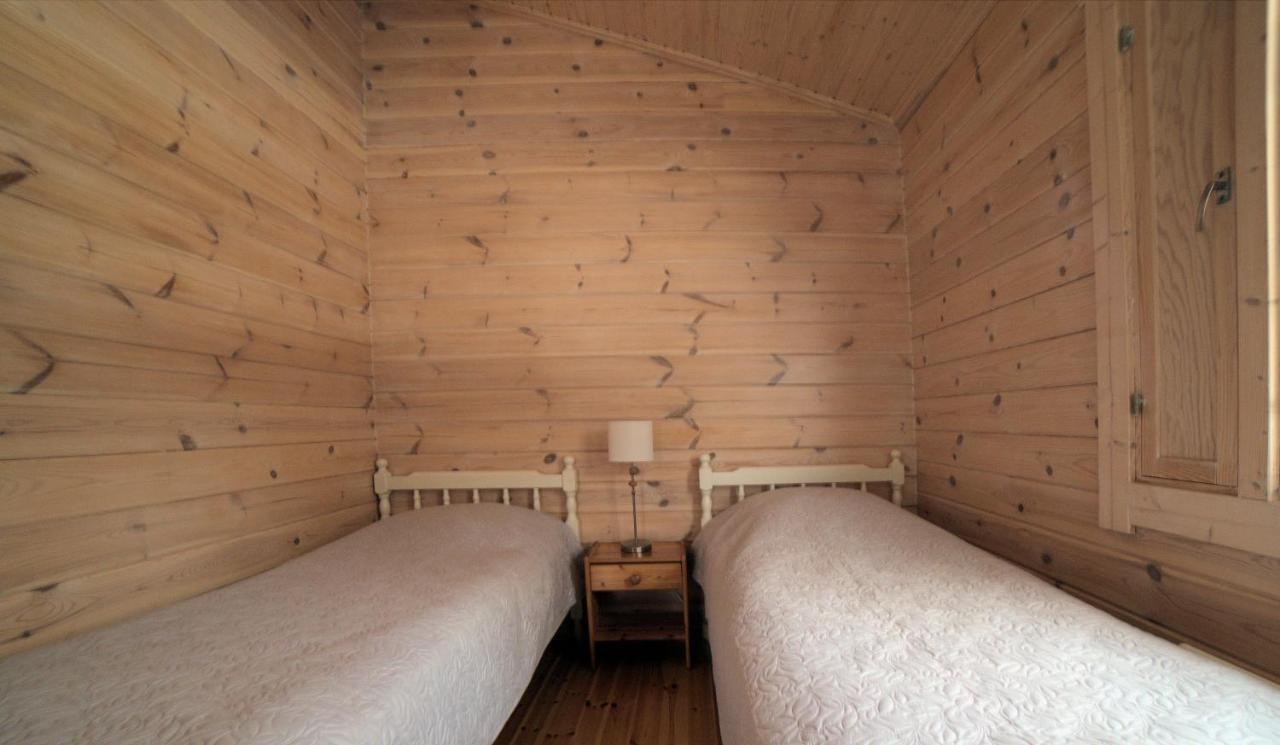 Pukinsaaren Camping クリスティーナンカウプンキ エクステリア 写真