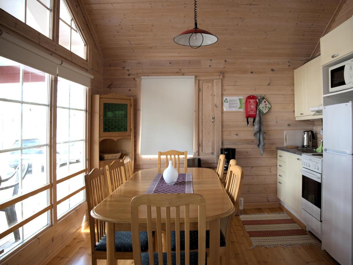 Pukinsaaren Camping クリスティーナンカウプンキ エクステリア 写真