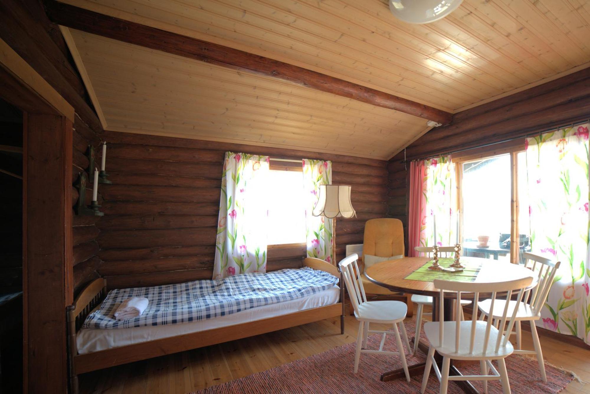 Pukinsaaren Camping クリスティーナンカウプンキ エクステリア 写真